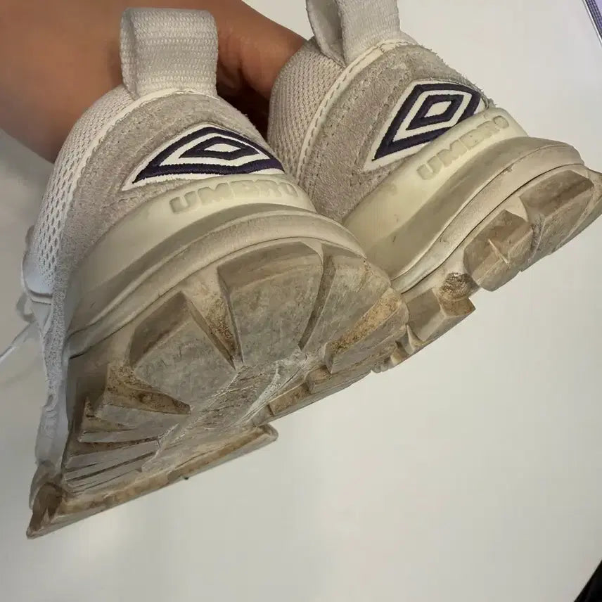 [BUNJANG] Umbro 230mm Sneakers / 엄브로 230사이즈