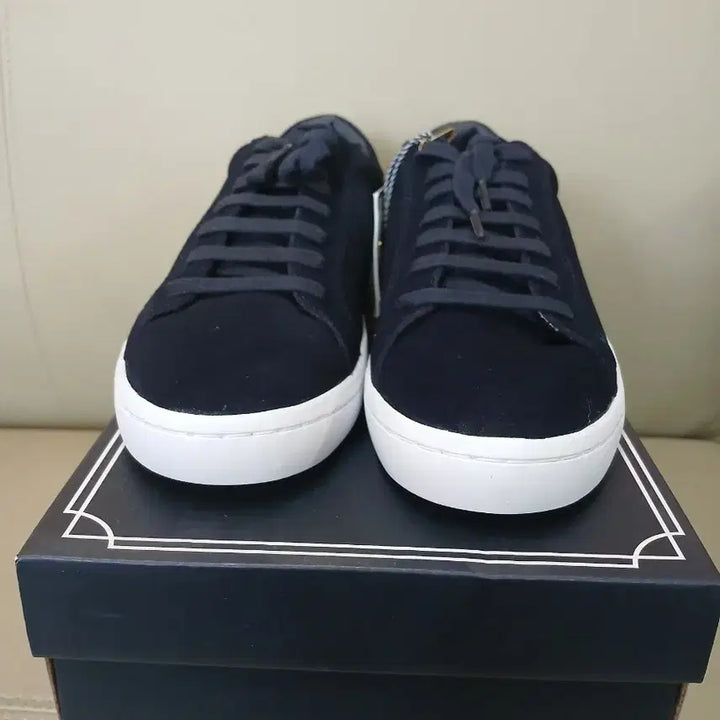 [BUNJANG] Hazzys Navy Sneakers Size 260 New / 헤지스 스니커즈 260 새상품