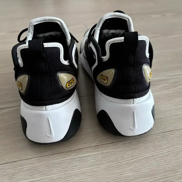 [BUNJANG] Nike Zoom 2K Running Shoes 235 / 나이키 줌 2K 러닝 운동화 235