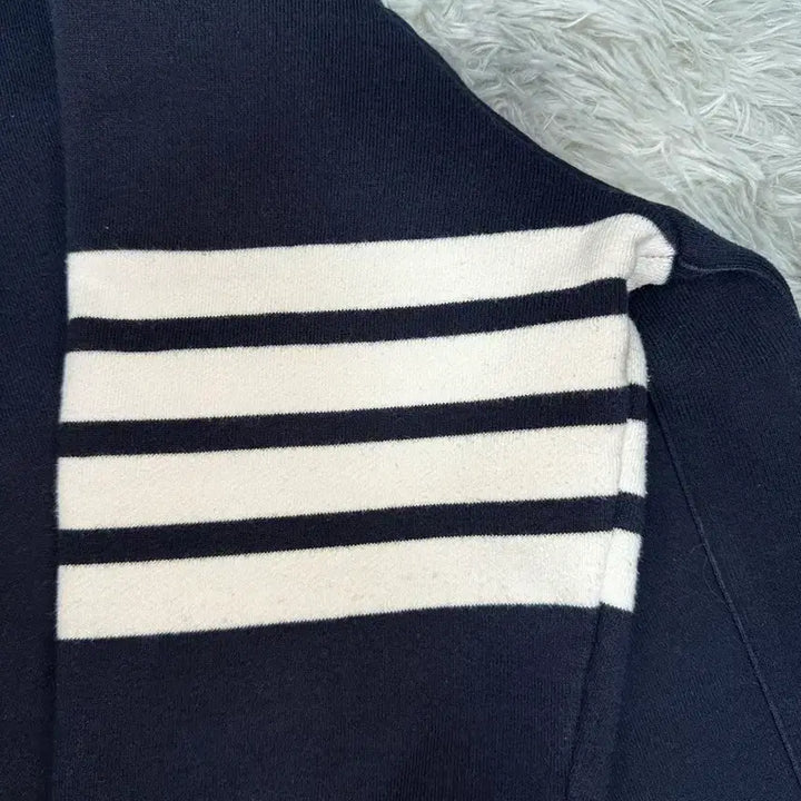 [BUNJANG] Thom Browne Engineered Diagonal Sweatshirt Navy / [A급/정품] 톰브라운 네이비 사선 맨투맨
