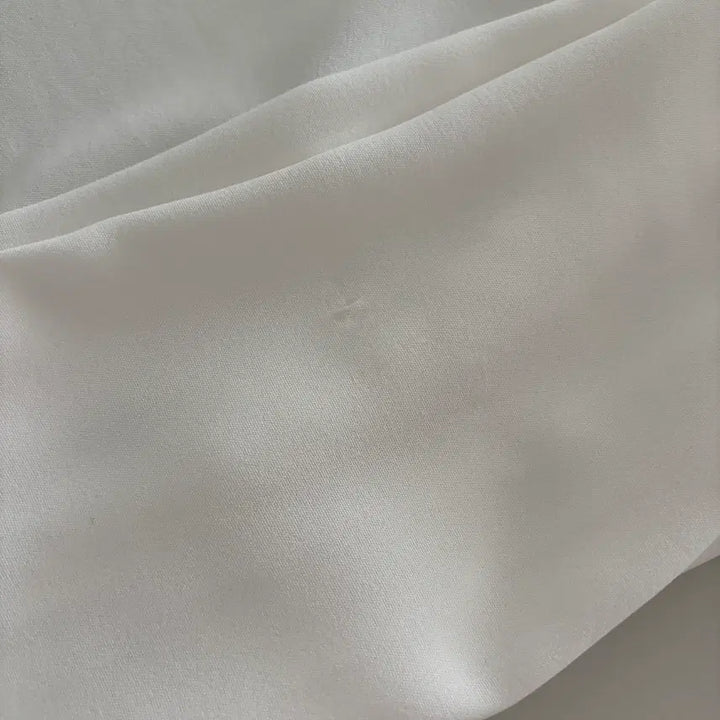 [BUNJANG] Bru &amp; Judy Collar Pearl Button Blouse / [부루앤쥬디] 부루앤쥬디 카라 진주단추 블라우스 새상품