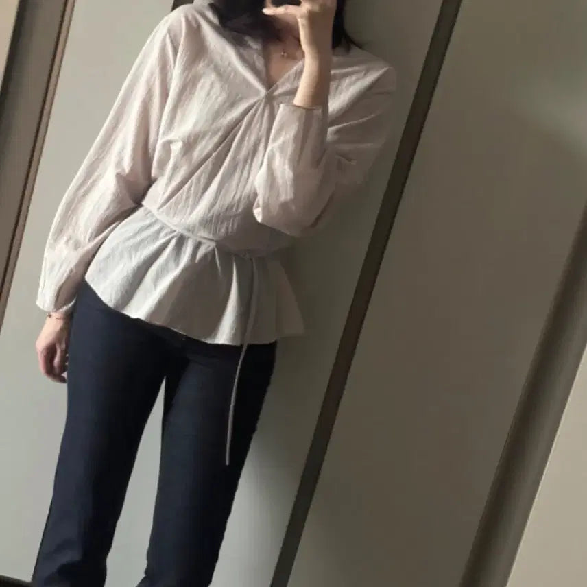 [BUNJANG] Elojo Oberon Flare Blouse Mauve Pink S / 엘로주 오베론 블라우스 모브핑크 S