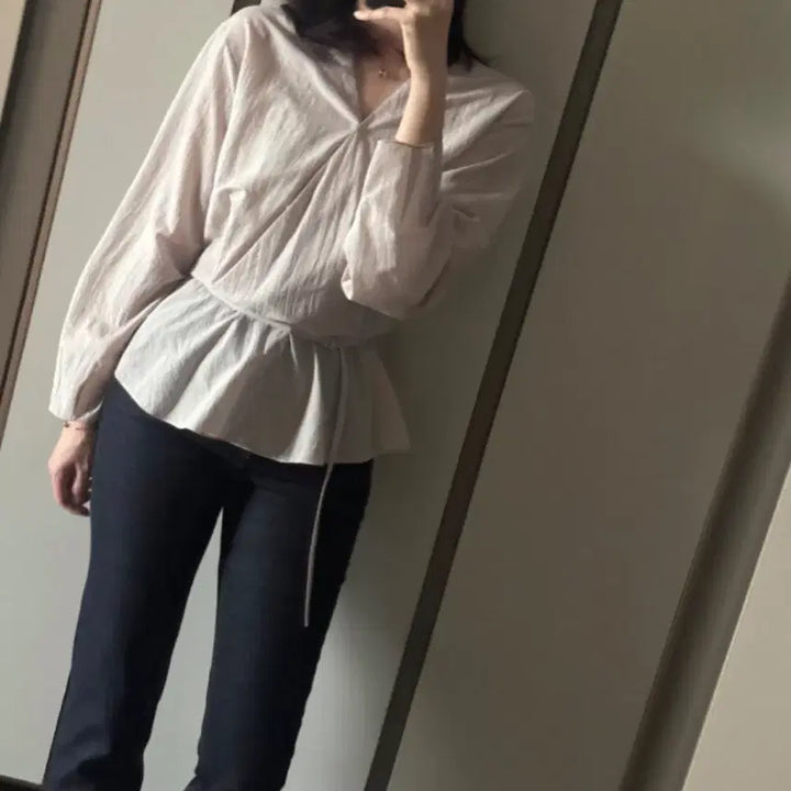 [BUNJANG] Elojo Oberon Flare Blouse Mauve Pink S / 엘로주 오베론 블라우스 모브핑크 S
