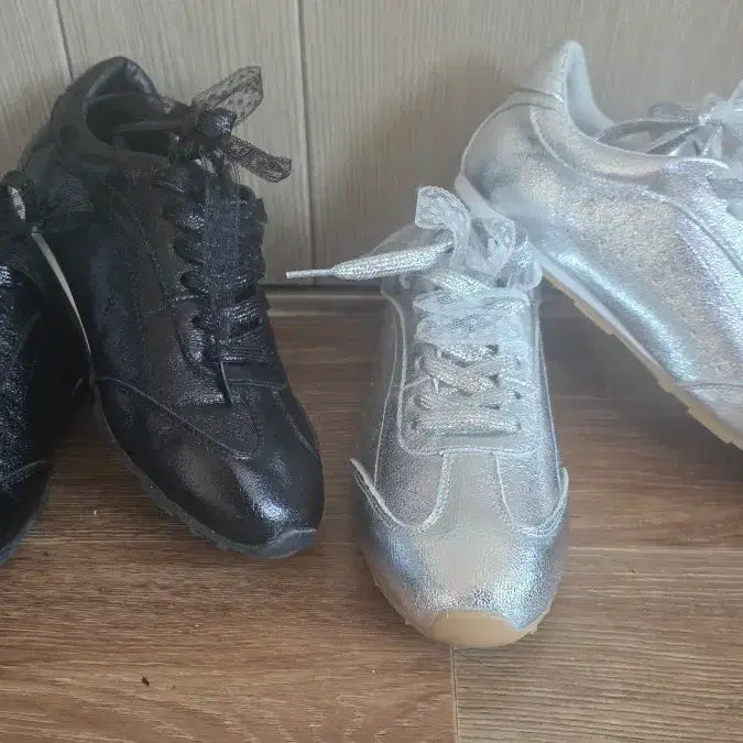 [BUNJANG] Metallic Sneakers - Black, Silver / 메탈릭 스니커즈 블랙,실버