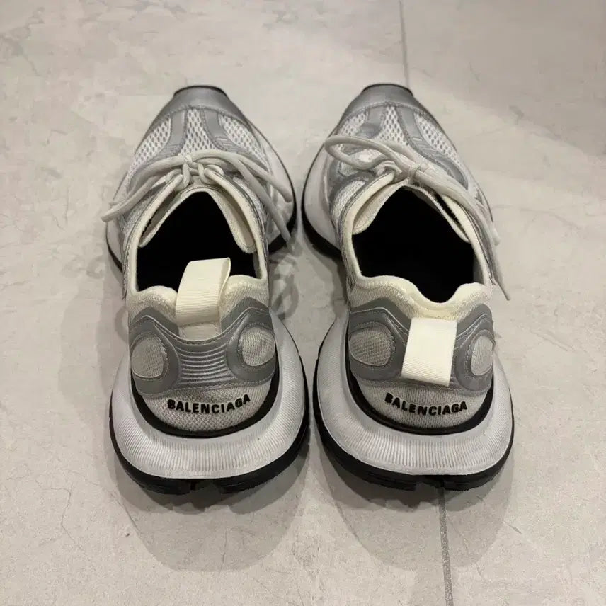 [BUNJANG] Balenciaga Circuit Sneakers Silver / [41] 발렌시아가 서킷 스니커즈 실버