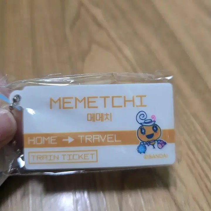 [BUNJANG] Bandai Tamagotchi Acrylic Ticket Keychain - Memetchi / 반다이 다마고치 아크릴 티켓 키링_메메치