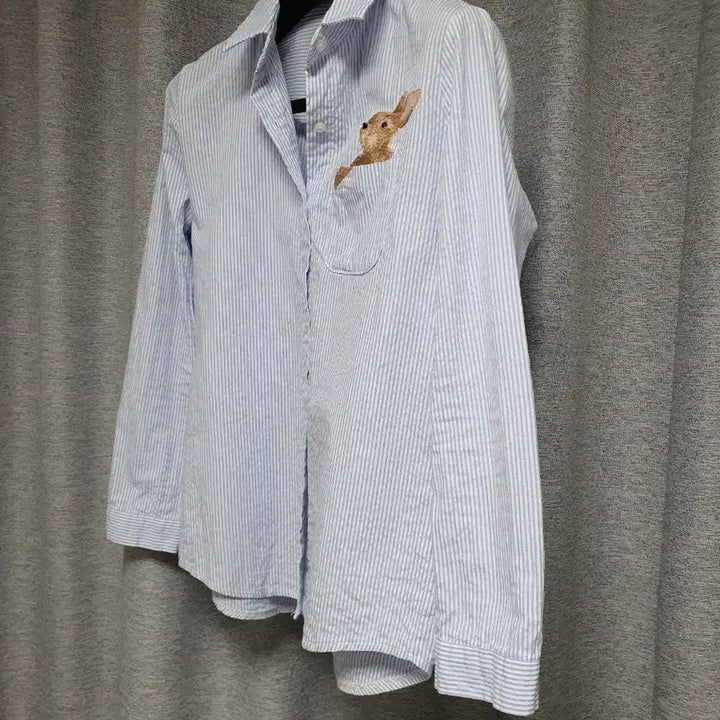 [BUNJANG] J NE Rabbit Embroidery Striped Shirt / j ne 토끼자수 여자 남방셔츠s