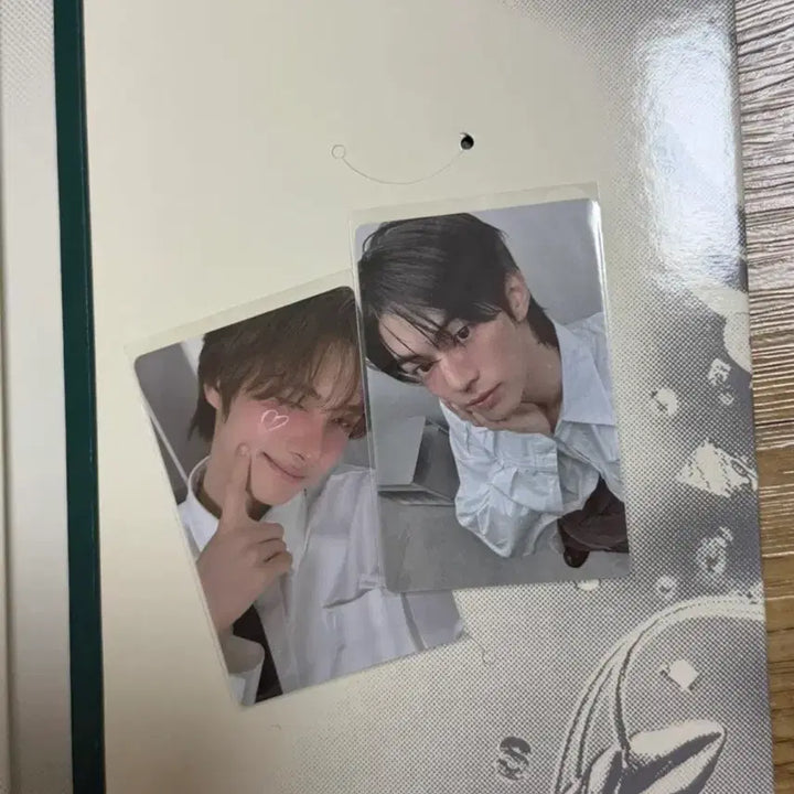 [BUNJANG] TWS Play Hard Photocard Album / 투어스 앨범 play hard 포토카드 포함