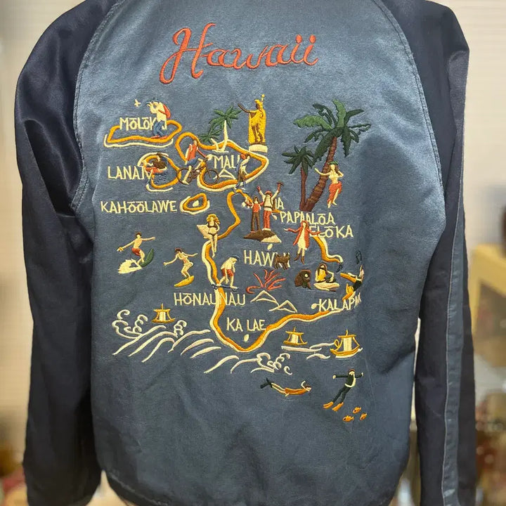 [BUNJANG] REMI RELIEF Reversible Hawaii Sukajan Embroidered Jacket / REMI RELIEF 레미릴리프 빔즈별주 리버시블 하와이 스카잔 자수 L