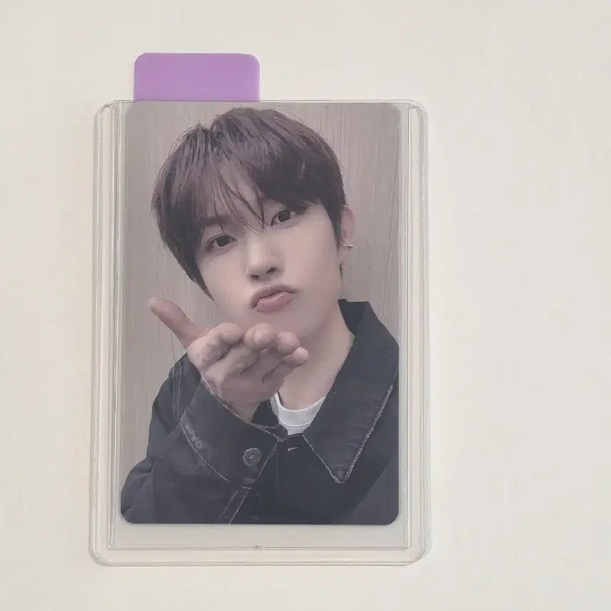 [BUNJANG] VERI Verivery Gyehyun Tarte Photocard / 알디원 뚜레쥬르 포카 a버전 건우