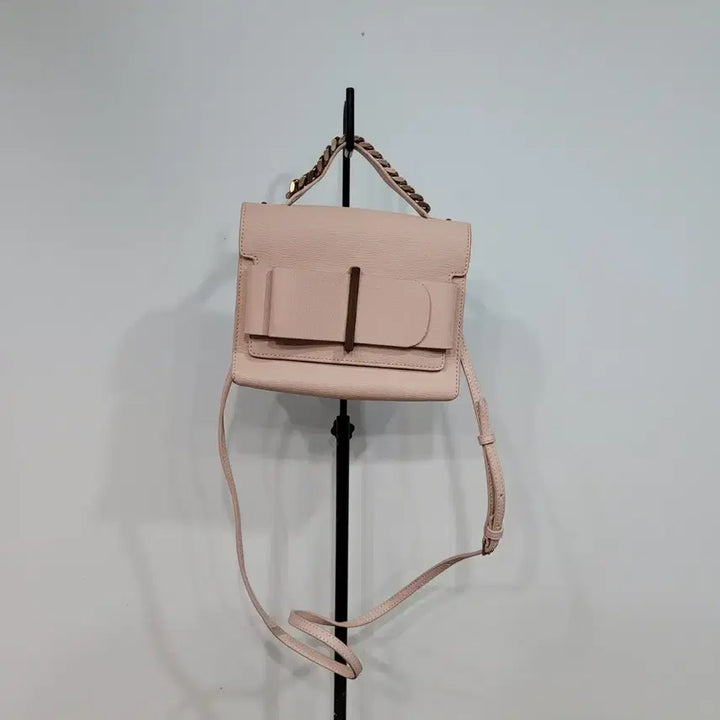 [BUNJANG] Charles &amp; Keith Crossbody Bag / 찰스앤키스 연핑크 크로스백