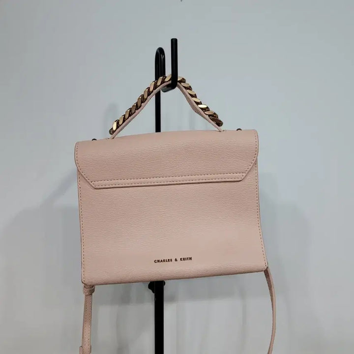 [BUNJANG] Charles &amp; Keith Crossbody Bag / 찰스앤키스 연핑크 크로스백
