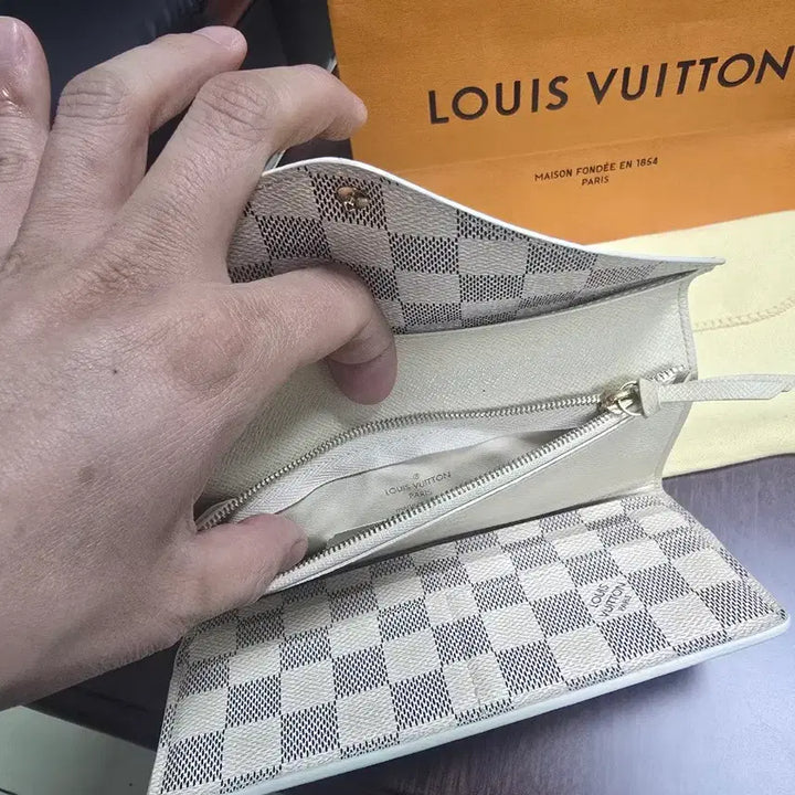[BUNJANG] Louis Vuitton Sarah Wallet Damier Azur Long Wallet / 루이비통 사라 월릿 다미에 아주르 장지갑