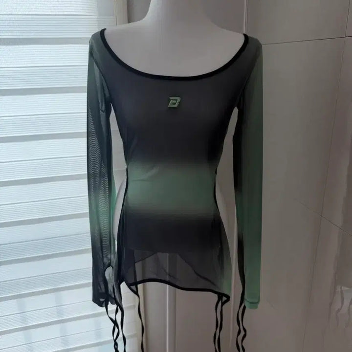 [BUNJANG] Bad Blood See-through Strap Long Sleeve T-Shirt Black/Green S / 배드블러드 긴팔 시스루 스트랩 티셔츠 블랙/그린 S