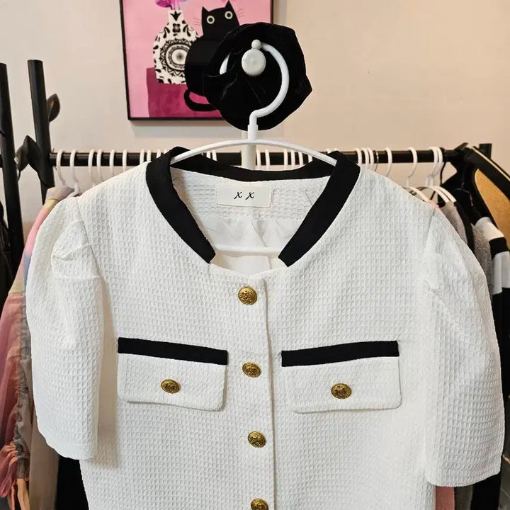 [BUNJANG] White Short-Sleeve Tweed Jacket and Skirt Set with Gold Buttons / 화이트 반팔 트위드 자켓 금장 단추 셋업