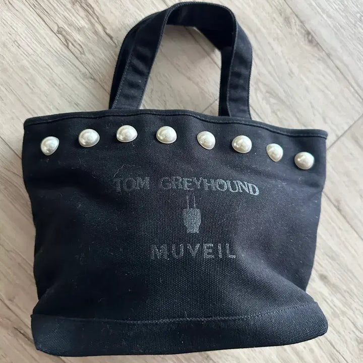 [BUNJANG] Thom Browne Mini Black Denim Tote Bag with Pearl Embellishment / 톰그레이하운드 미니 블랙 데님토트백 + 진주 장식
