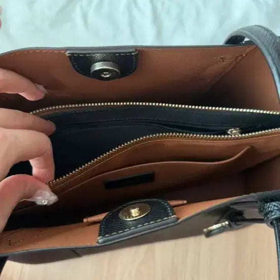[BUNJANG] Furla Vittoria Tote Bag Shoulder Bag M Black / Furla 훌라 비토리아 토트백 숄더백 M 블랙