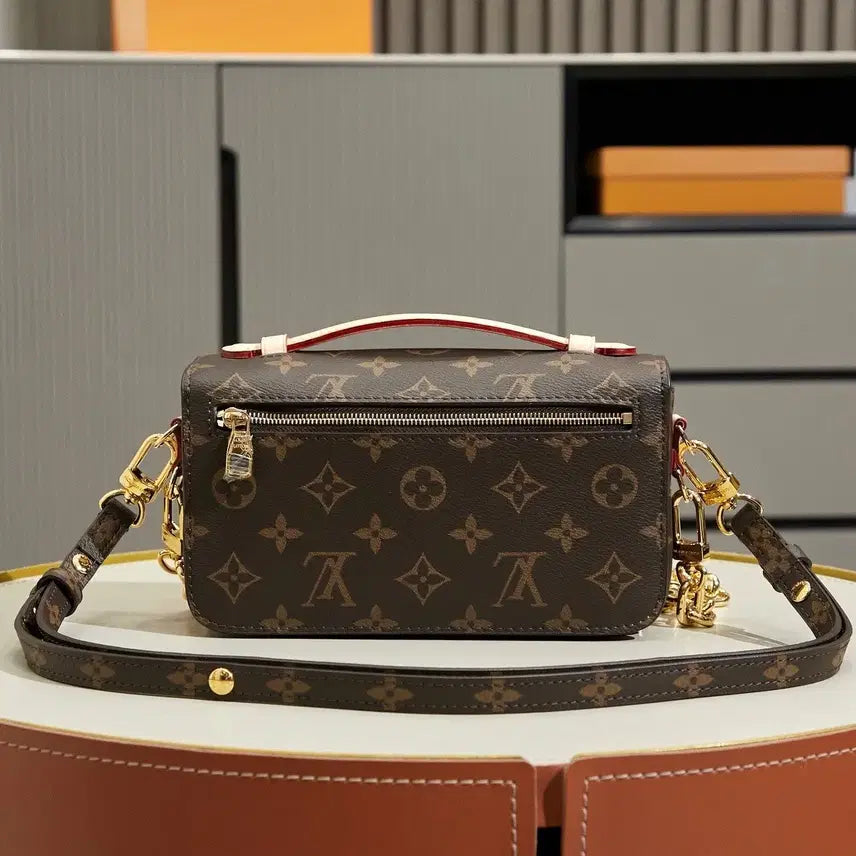 [BUNJANG] Louis Vuitton Monogram Canvas Shoulder Bag M46225 / [일본 직구]중고 명품 가방 구매대행(샤 넬/루이비통/구찌)
