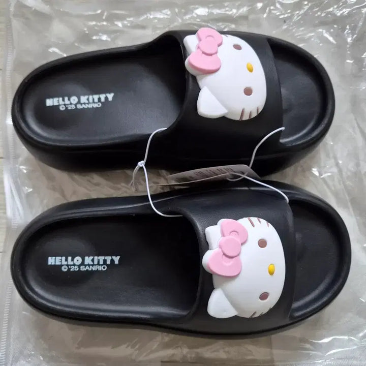 [BUNJANG] Hello Kitty Black Platform Slippers Sandals / 헬로키티 블랙 통굽 슬리퍼 샌들 새상품