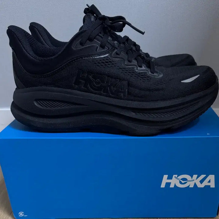 [SOLD OUT] 호카 본디 9 블랙 와이드 260