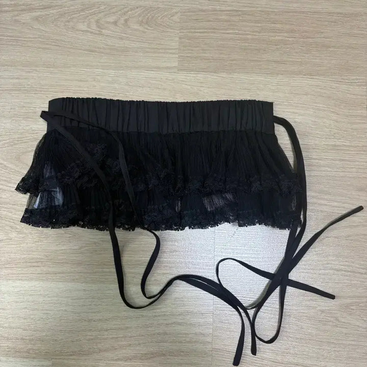 [BUNJANG] Roughneck Lace Layered Skirt (Black) / 러프넥 레이스 레이어드 스커트(블랙)