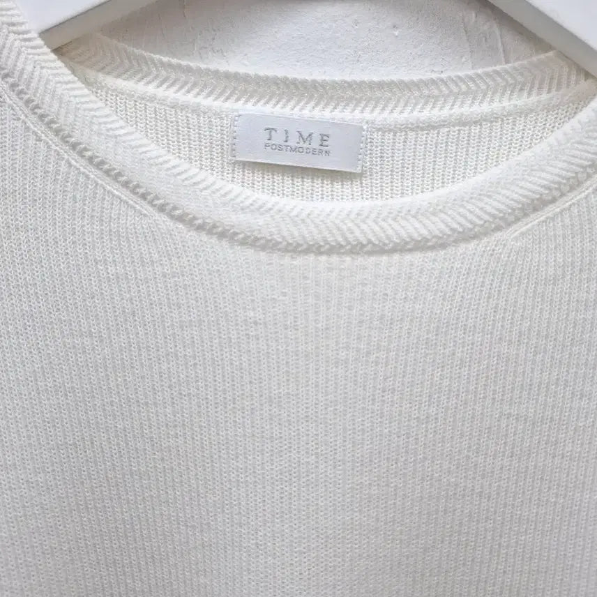 [BUNJANG] Time White Knit T-Shirt / 타임  화이트 니트  Free