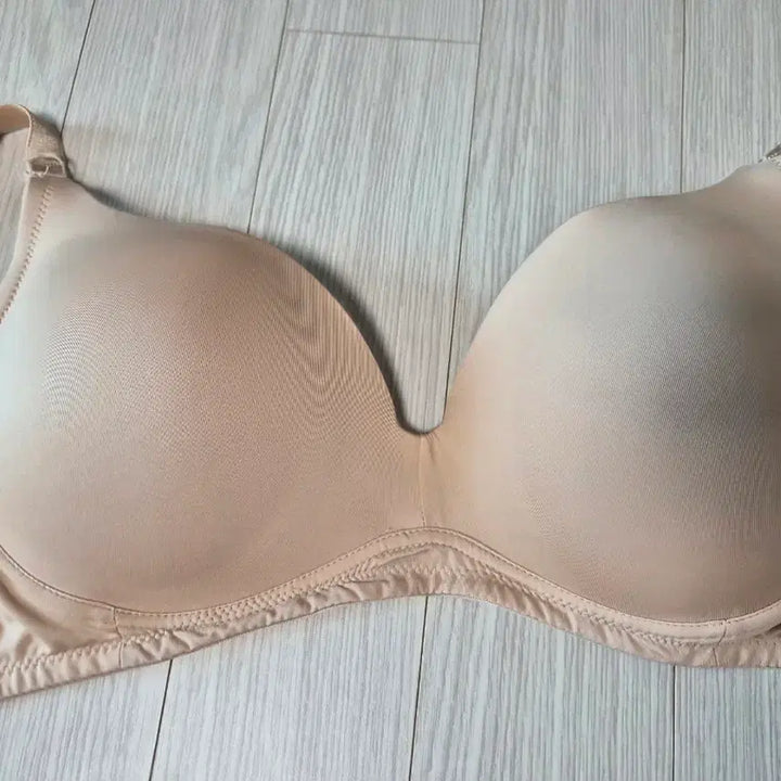 [BUNJANG] 로얄리윤 브라 80G 중고브라단품 / 로얄리윤 브라 80G 중고브라단품