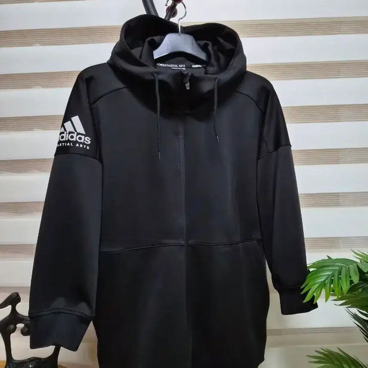 [BUNJANG] Adidas Martial Arts Black Hooded Zip-Up 110 / 택포)아디다스 Martial Arts 블랙 후드집업110