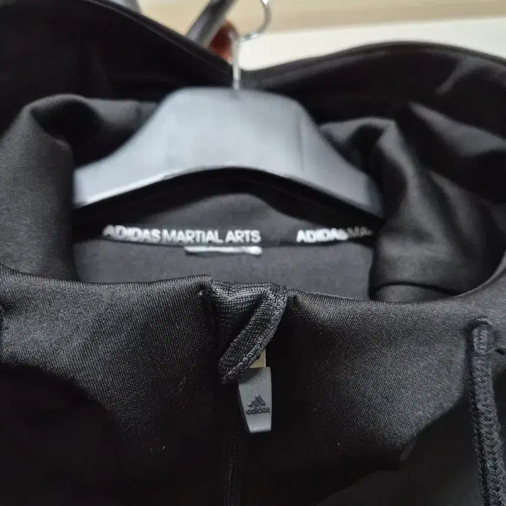 [BUNJANG] Adidas Martial Arts Black Hooded Zip-Up 110 / 택포)아디다스 Martial Arts 블랙 후드집업110