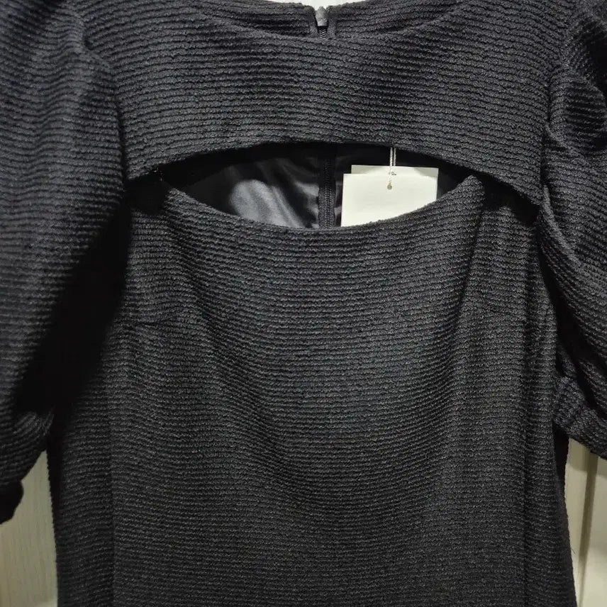 [BUNJANG] OUTSHELL Black Puff Sleeve Long Dress / (타임세일)(새상품)OUTSHELL 블랙 퍼프 반팔 원피스