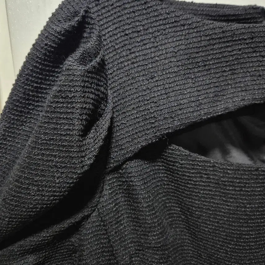 [BUNJANG] OUTSHELL Black Puff Sleeve Long Dress / (타임세일)(새상품)OUTSHELL 블랙 퍼프 반팔 원피스