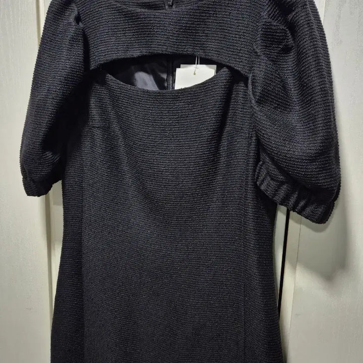 [BUNJANG] OUTSHELL Black Puff Sleeve Long Dress / (타임세일)(새상품)OUTSHELL 블랙 퍼프 반팔 원피스