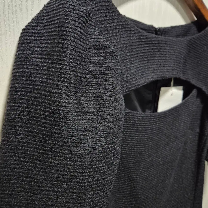 [BUNJANG] OUTSHELL Black Puff Sleeve Long Dress / (타임세일)(새상품)OUTSHELL 블랙 퍼프 반팔 원피스