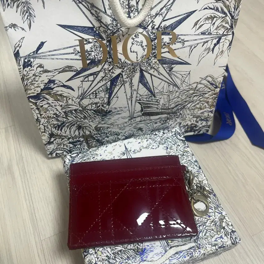 [BUNJANG] Dior Lady Dior Patent Card Holder Red / 디올 레이디디올 페이던트 카드지갑