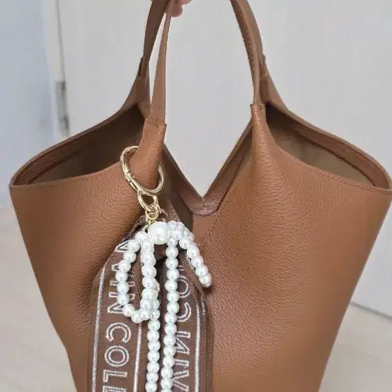 [BUNJANG] Time Eclipse Leather Tote Bag with Lanvin Pearl Charm / 새상품)한섬 타임 가죽 이클립스백 + 랑방진주 장식