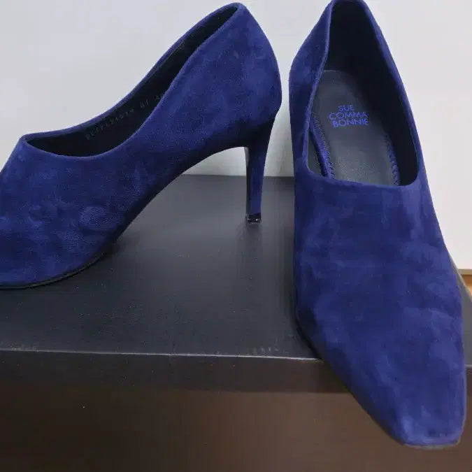 [BUNJANG] SUECOMMA BONNIE Suede Navy Pumps / 슈콤마보니 380사이즈