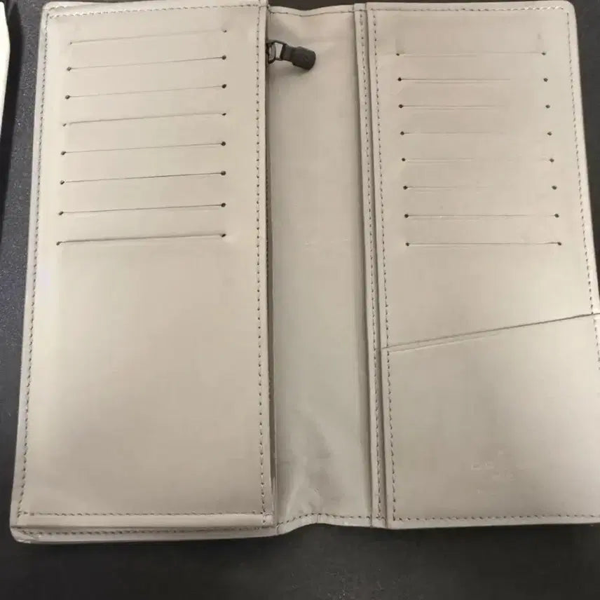 [BUNJANG] Louis Vuitton Monogram Eclipse Brazza Wallet / 루이비통 모노그램 이클립스 브라짜 월릿 장지갑 m61697