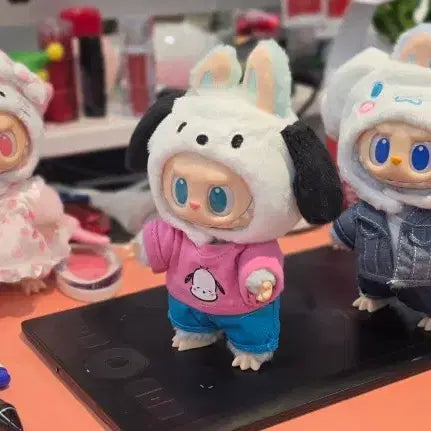 [BUNJANG] 라부부 산리오 키링 양도 / 라부부 산리오 키링 양도