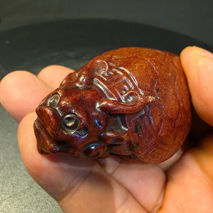 [BUNJANG] Buk Hyun Mu Hong Ok Carved Artwork / 북현무 홍옥