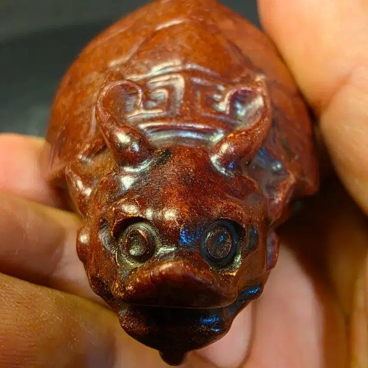 [BUNJANG] Buk Hyun Mu Hong Ok Carved Artwork / 북현무 홍옥