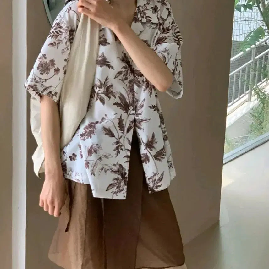 [BUNJANG] Floral Pattern Hawaiian Short-Sleeve Shirt / [새상품] 하와이안 셔츠 플라워 패턴 반팔 셔츠 바캉스룩 셔츠 여름 셔츠