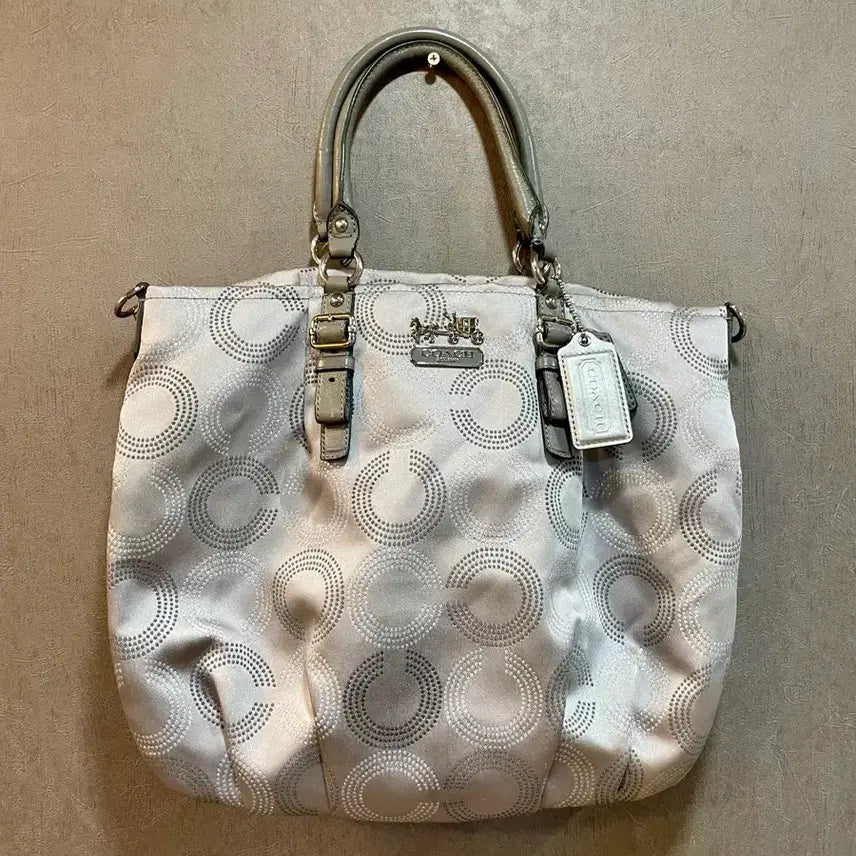 [BUNJANG] Coach Silver Pattern Tote Bag / 코치 실버 패턴 토트백 가방