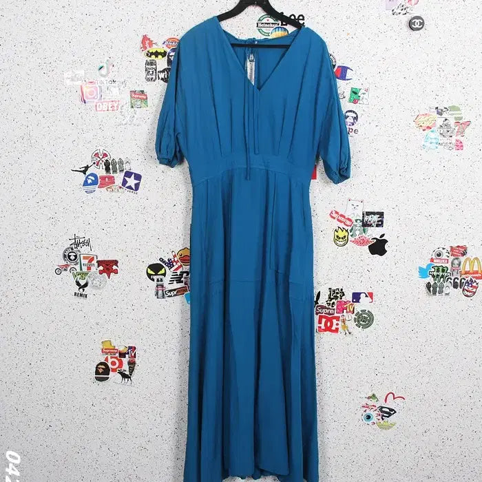 [BUNJANG] The Ebony Eyes Back Slit V-Neck Dress / 여성M/ 더에보니아이즈 뒷트임 브이넥원피스