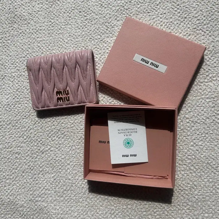 [BUNJANG] Miu Miu Wallet / 미우미우 지갑