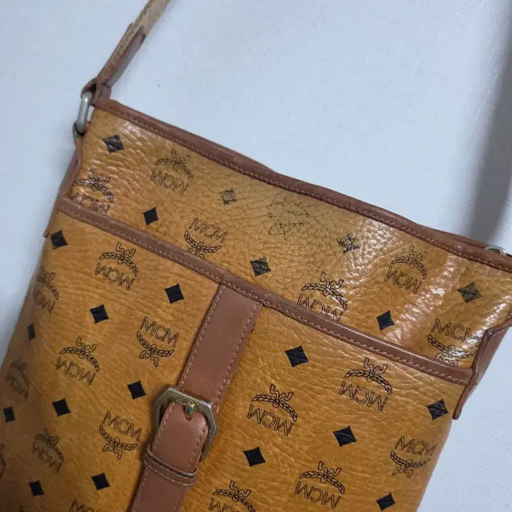 [BUNJANG] MCM Visetos Crossbody Bag / MCM 비세토스 크로스백