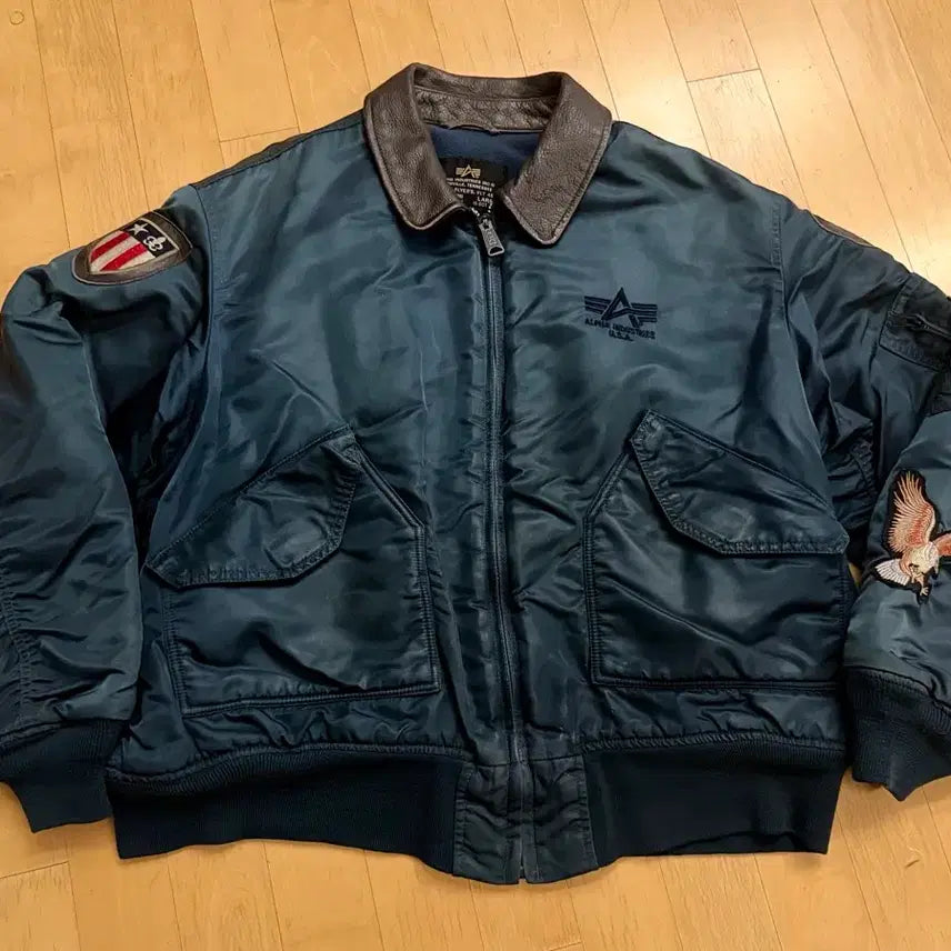 [BUNJANG] Alpha Industries 2003 FLT 45/P Leather Collar Patch Flight Bomber Jacket (L) / [알파인더스트리] 00s FLT 45/P 가죽카라 패치 항공점퍼 (L)
