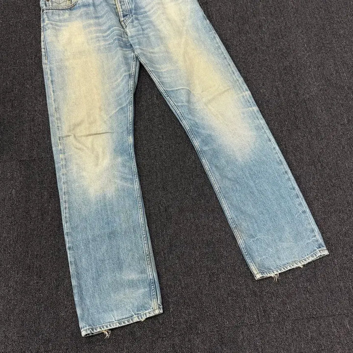 [BUNJANG] Burberry Washed Denim Pants / 버버리 워싱 데님 팬츠