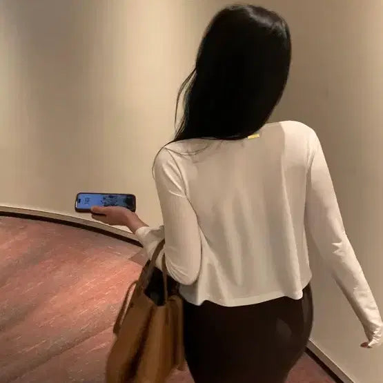 [BUNJANG] 새상품) 쇼팜 나탈리 가디건 화이트, 블랙, 초콜렛, 로즈, 레드 / 새상품) 쇼팜 나탈리 가디건 화이트, 블랙, 초콜렛, 로즈, 레드