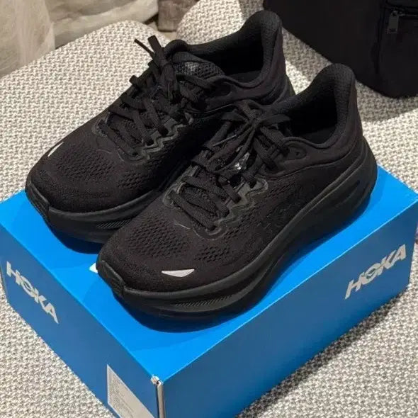 [BUNJANG] Hoka All-Black Running Shoes / 호카 올블랙 런닝화