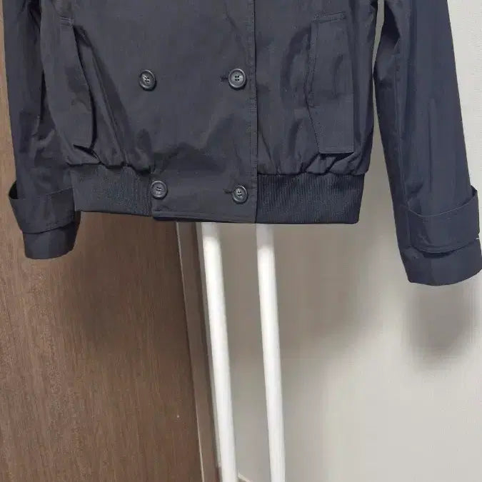 [SOLD OUT] 시슬리(42/90) 블랙 트렌치 봄버 자켓